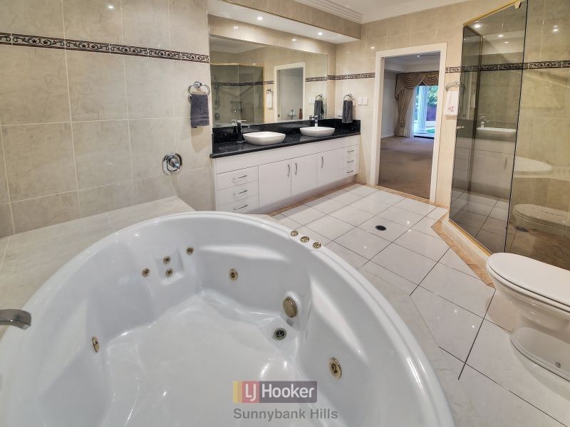 14 Feather Close, Forestdale QLD 4118