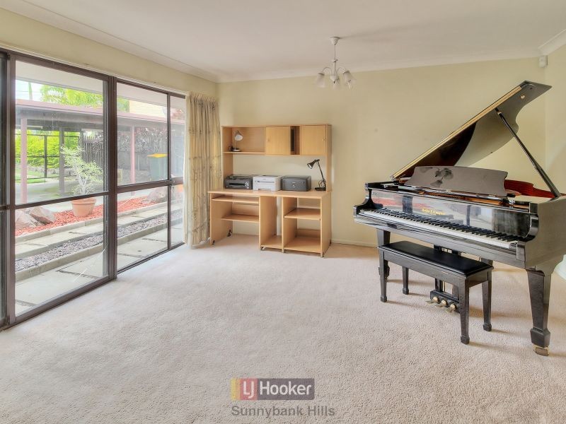 16 Aminta Street, Sunnybank QLD 4109