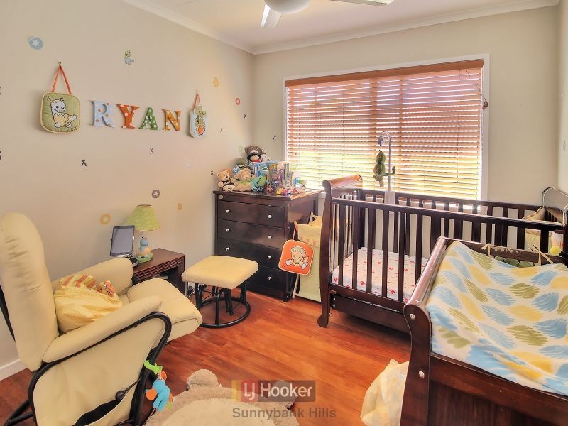 22 St Patrick Avenue, Kuraby QLD 4112