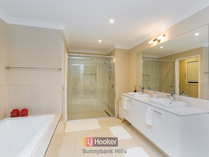 17 Wombat Crescent, Rochedale QLD 4123