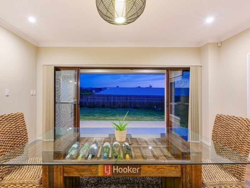 17 Wombat Crescent, Rochedale QLD 4123