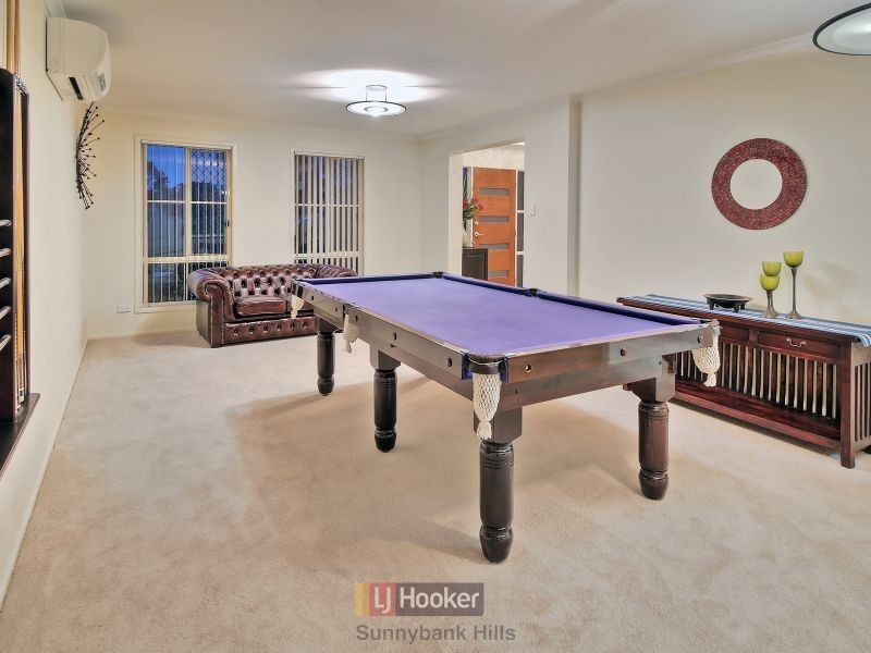 31 Regency Place, Stretton QLD 4116