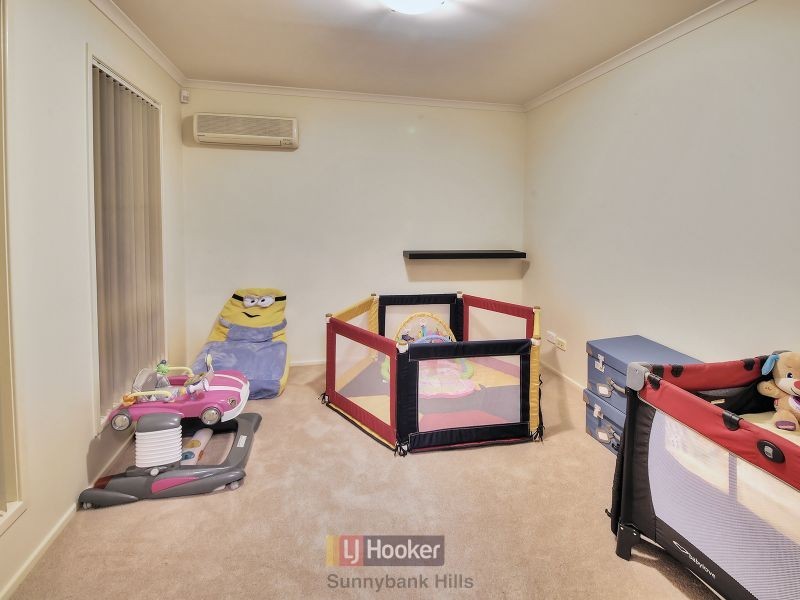 31 Regency Place, Stretton QLD 4116