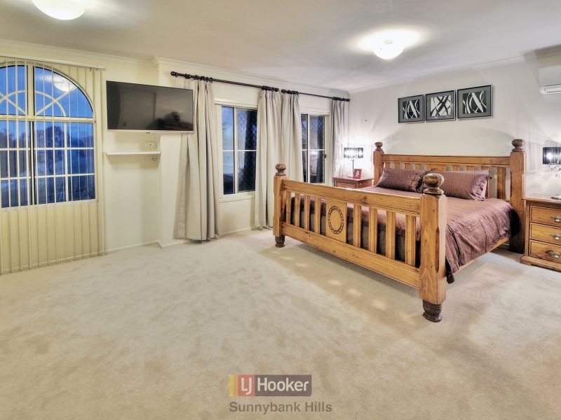 31 Regency Place, Stretton QLD 4116