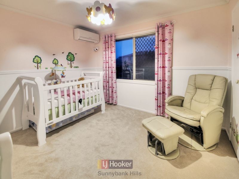 31 Regency Place, Stretton QLD 4116