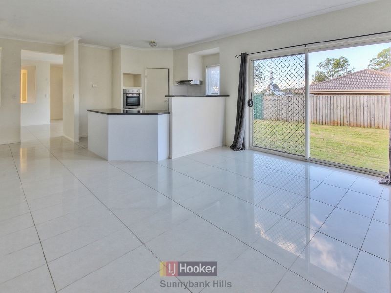 31 McGarry Street, Eight Mile Plains QLD 4113