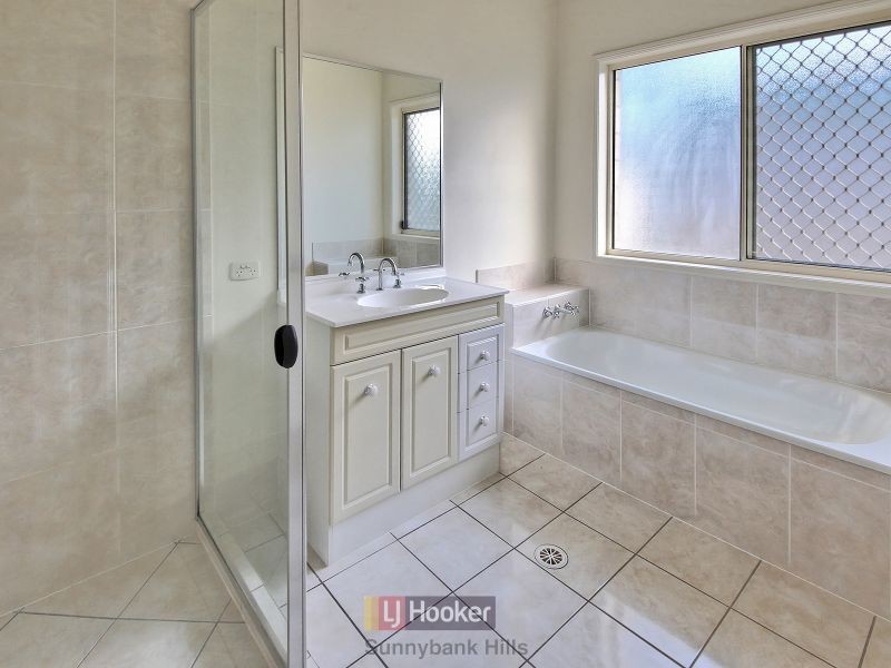 31 McGarry Street, Eight Mile Plains QLD 4113