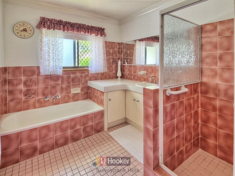 24 Cherrywood Street, Sunnybank Hills QLD 4109