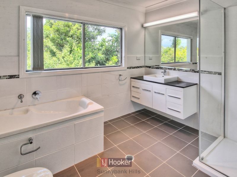 5 Kain Street, Coopers Plains QLD 4108