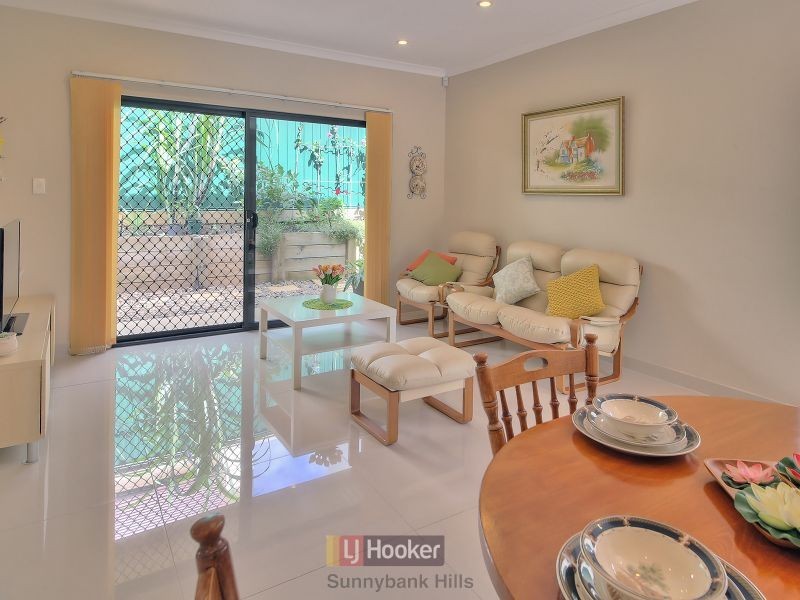 25 Doulton Street, Calamvale QLD 4116