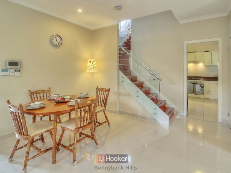 25 Doulton Street, Calamvale QLD 4116