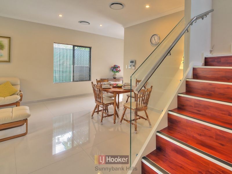 25 Doulton Street, Calamvale QLD 4116