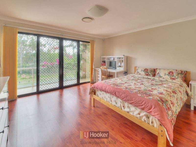 25 Doulton Street, Calamvale QLD 4116