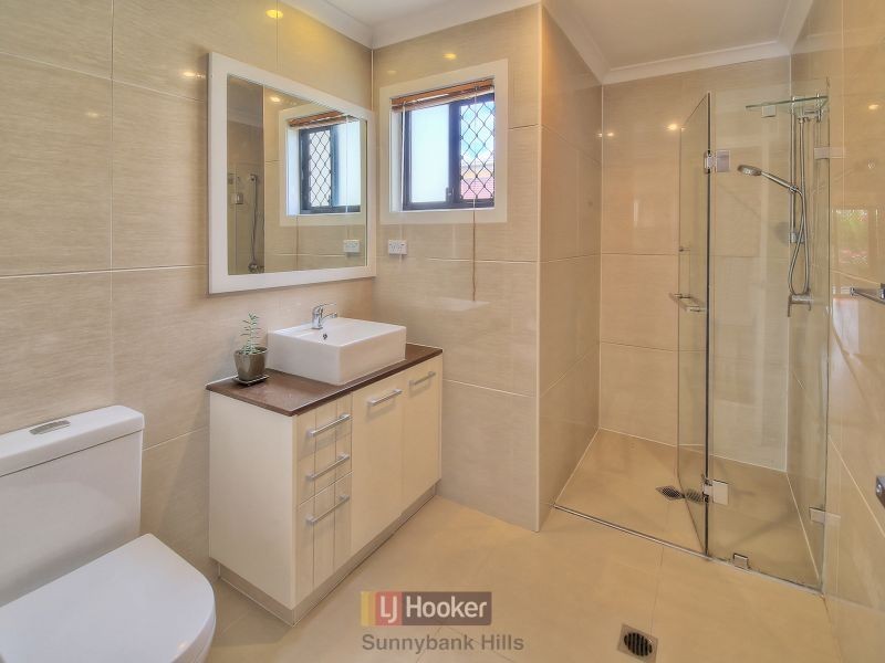 25 Doulton Street, Calamvale QLD 4116
