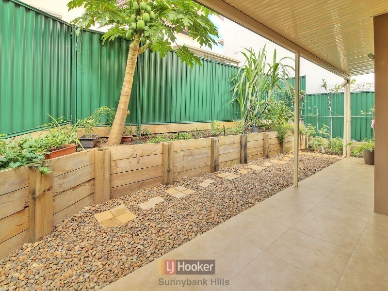 25 Doulton Street, Calamvale QLD 4116