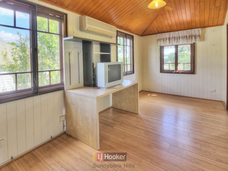 8/56 Central Avenue, Indooroopilly QLD 4068