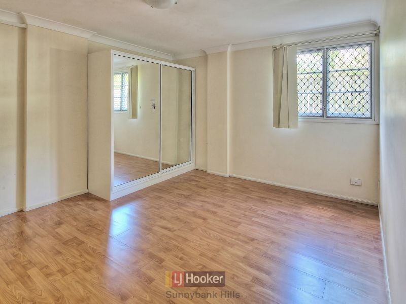 8/56 Central Avenue, Indooroopilly QLD 4068