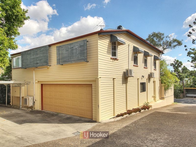 8/56 Central Avenue, Indooroopilly QLD 4068