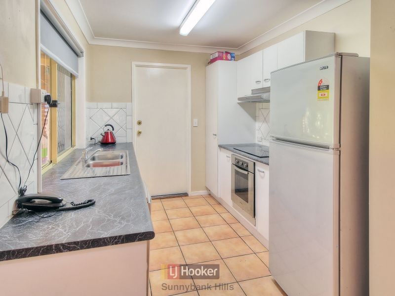 60 Solandra Crescent, Calamvale QLD 4116