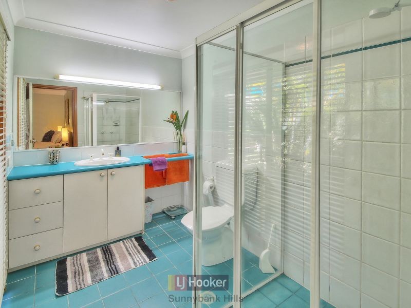 8 Saracen Court, Forestdale QLD 4118