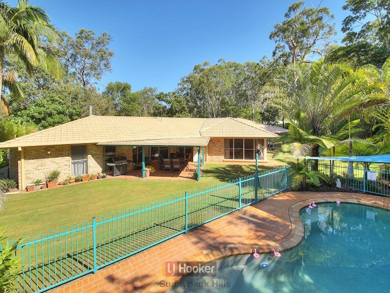 8 Saracen Court, Forestdale QLD 4118