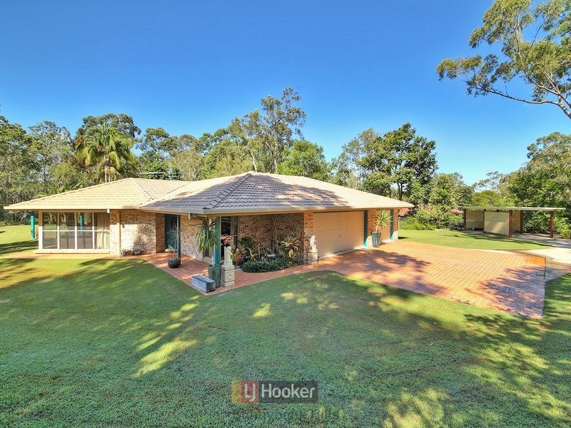 8 Saracen Court, Forestdale QLD 4118