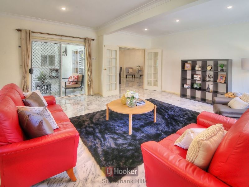 11 Gumdale Place, Sunnybank Hills QLD 4109