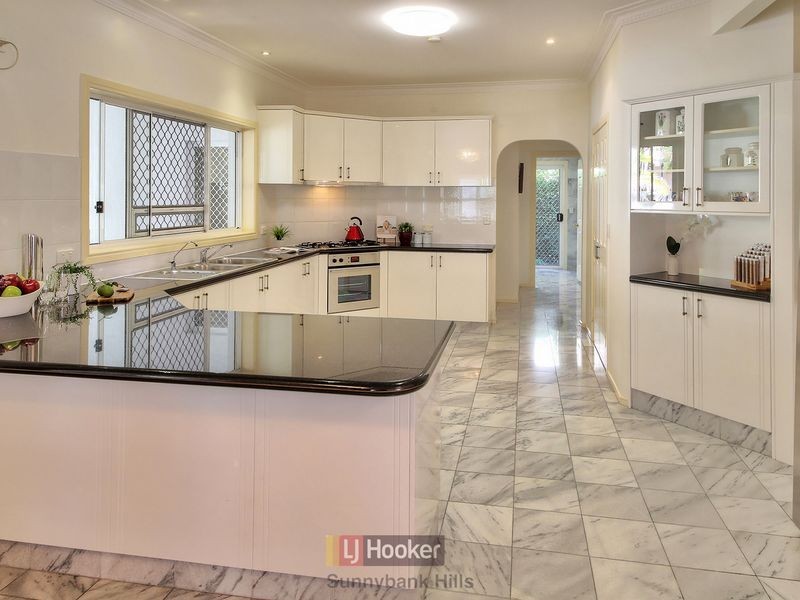 11 Gumdale Place, Sunnybank Hills QLD 4109