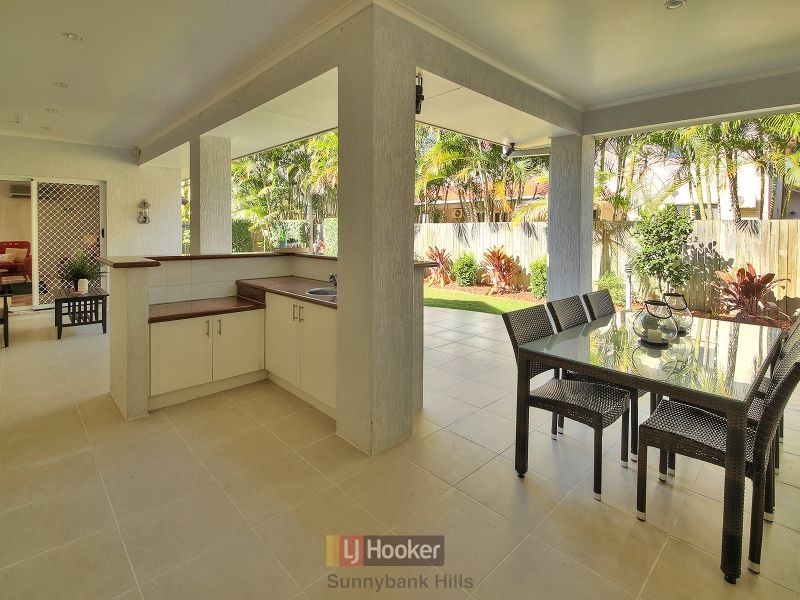 11 Gumdale Place, Sunnybank Hills QLD 4109