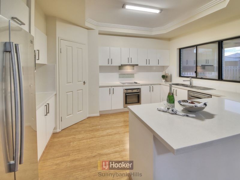 87 Alfred Circuit, Calamvale QLD 4116