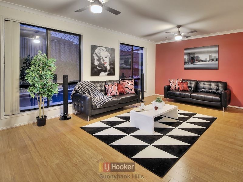 87 Alfred Circuit, Calamvale QLD 4116