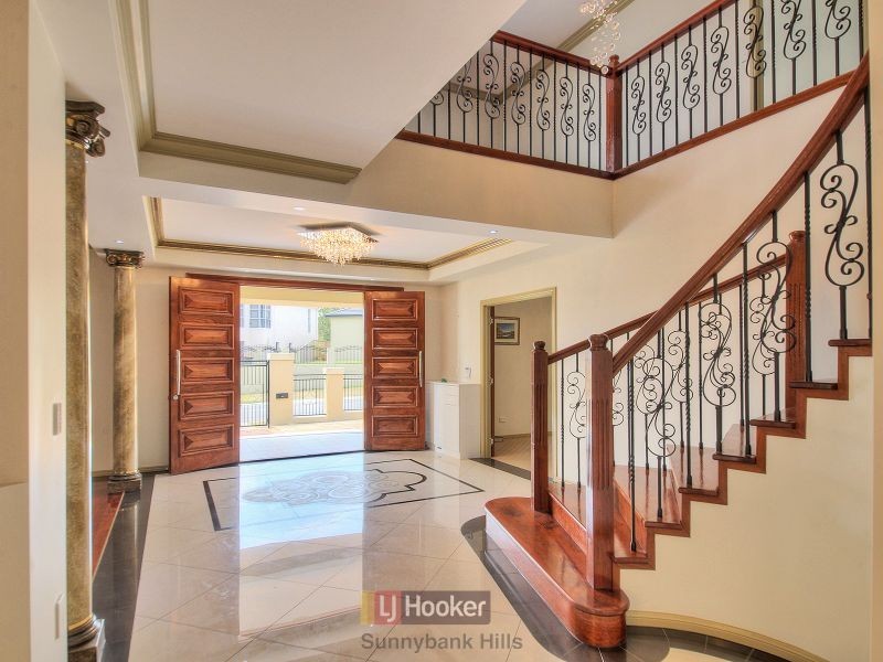27 Hawthorn Circuit, Stretton QLD 4116