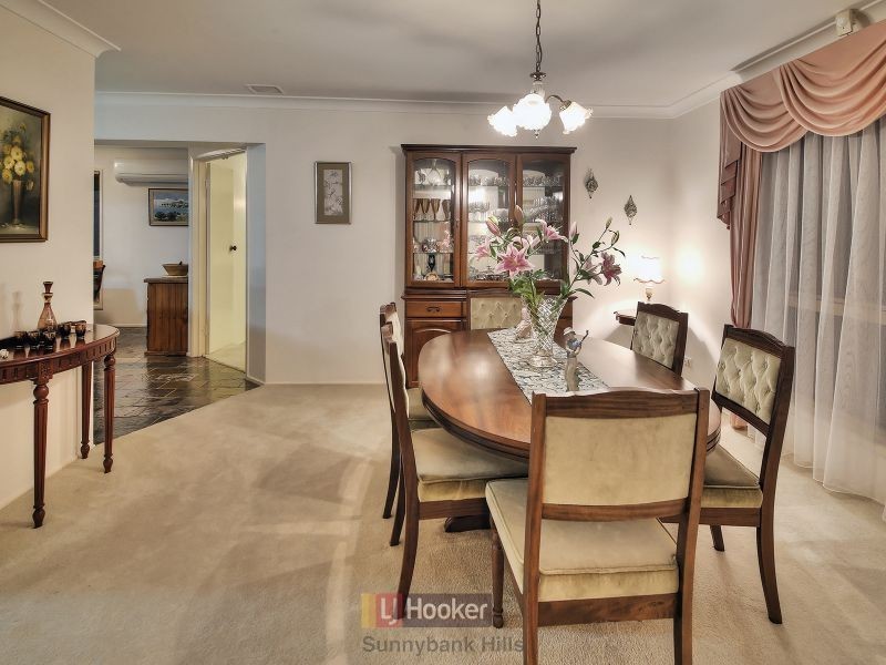 5 Alphitonia Crescent, Sunnybank Hills QLD 4109