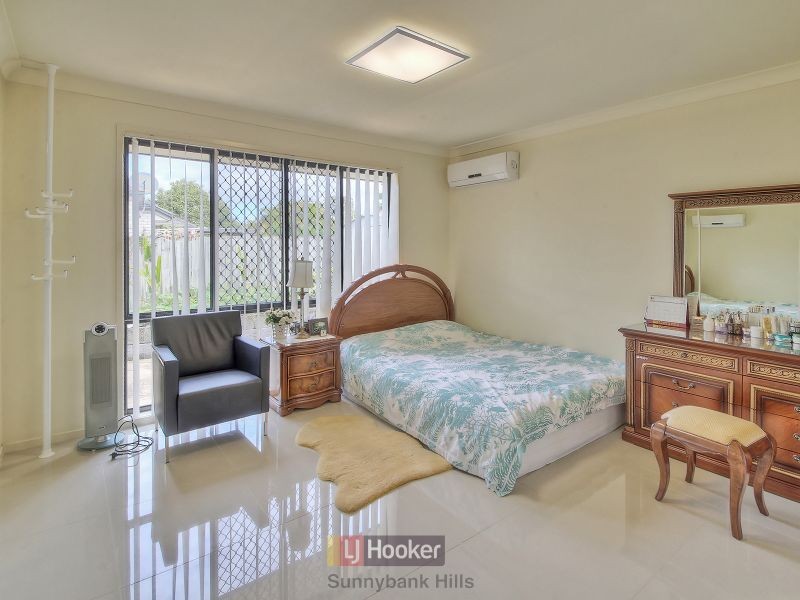 2 Hampshire Court, Calamvale QLD 4116