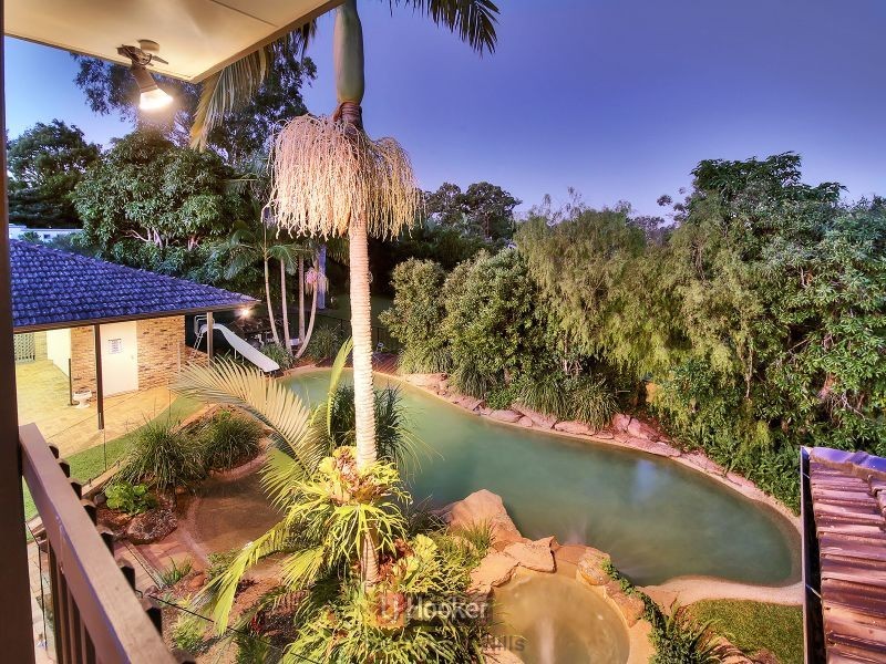 8 Gleneagles Court, Sunnybank QLD 4109