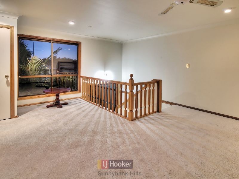 8 Gleneagles Court, Sunnybank QLD 4109