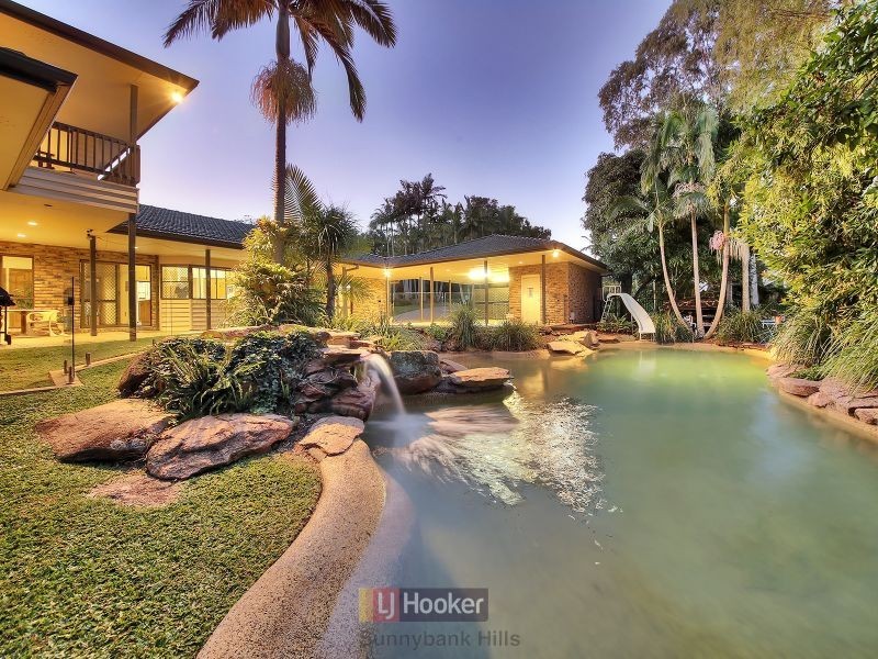 8 Gleneagles Court, Sunnybank QLD 4109