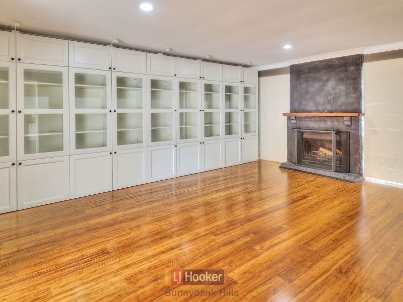 24 Pinewood Court, Algester QLD 4115