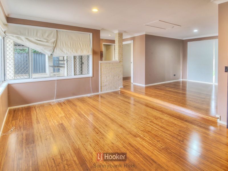 24 Pinewood Court, Algester QLD 4115