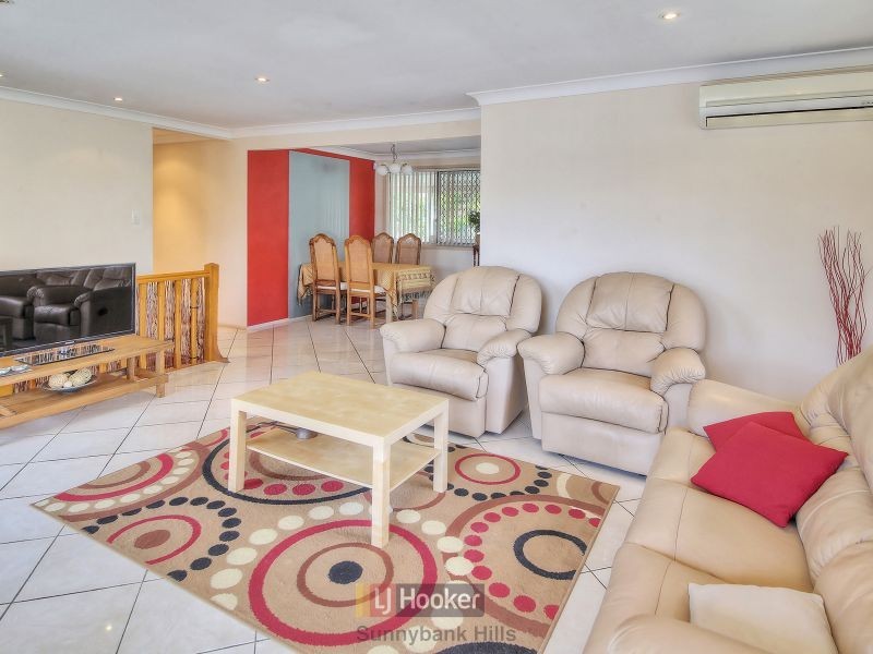 10 Bolwell Street, Runcorn QLD 4113