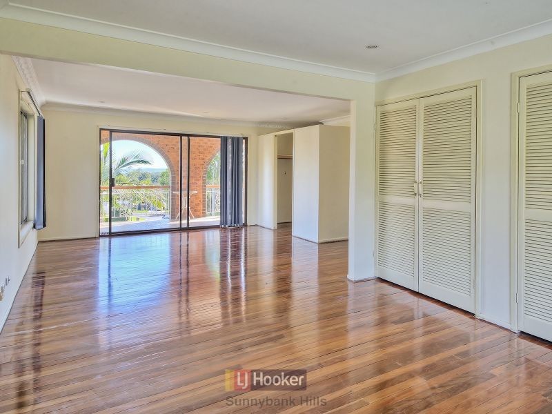 10 Sasha Street, Robertson QLD 4109