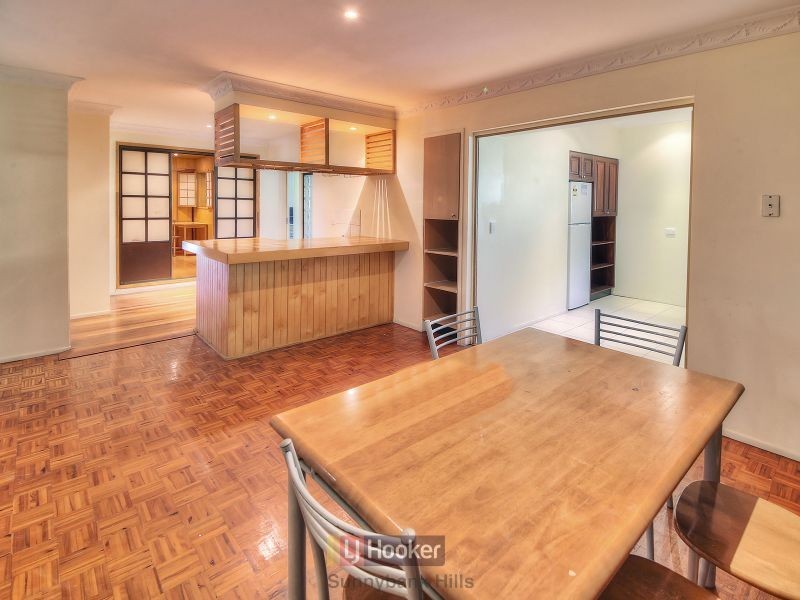 10 Sasha Street, Robertson QLD 4109