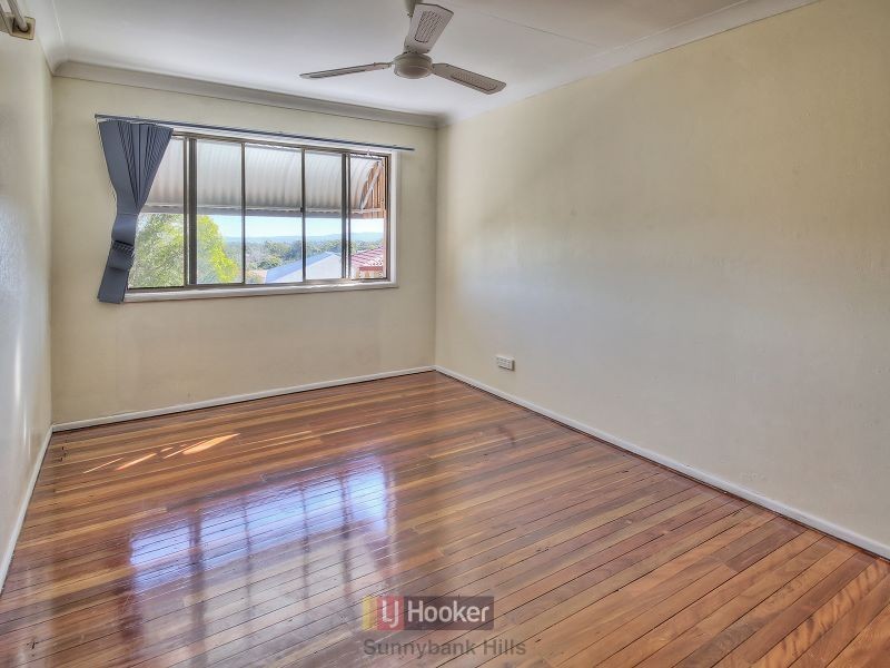 10 Sasha Street, Robertson QLD 4109