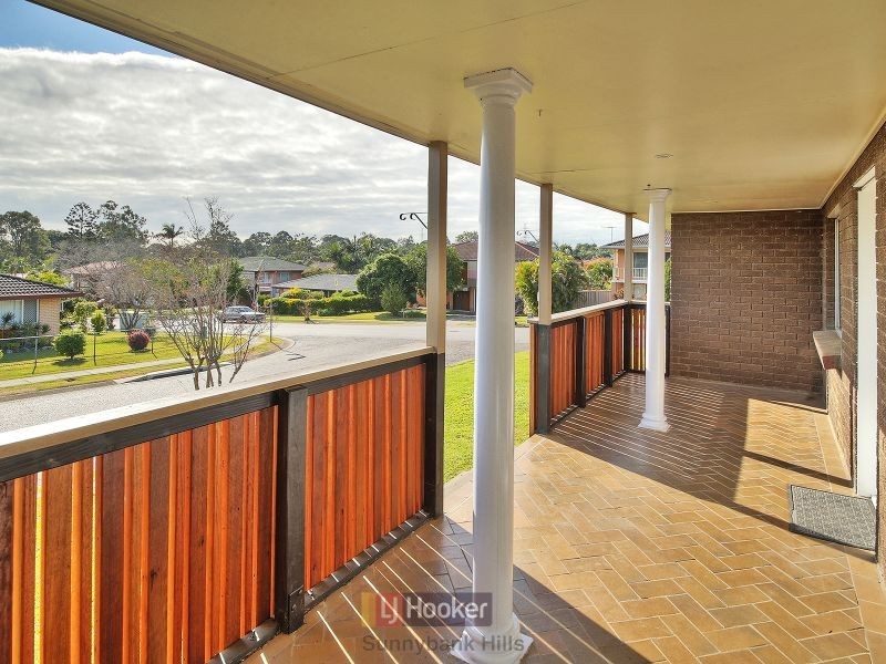 2 Bramwell Street, Eight Mile Plains QLD 4113