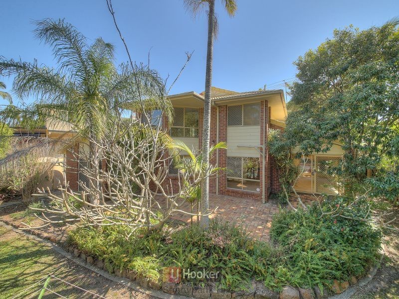 8 Maywood Crescent, Calamvale QLD 4116