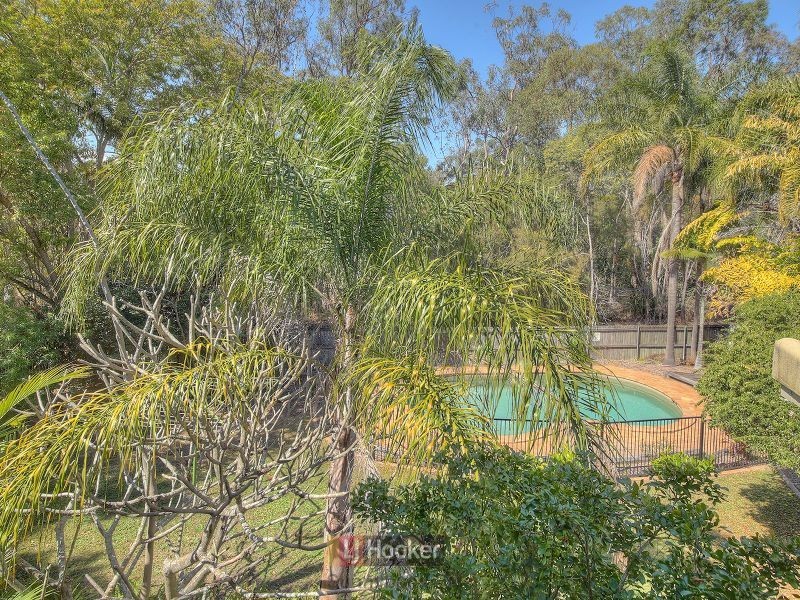 8 Maywood Crescent, Calamvale QLD 4116