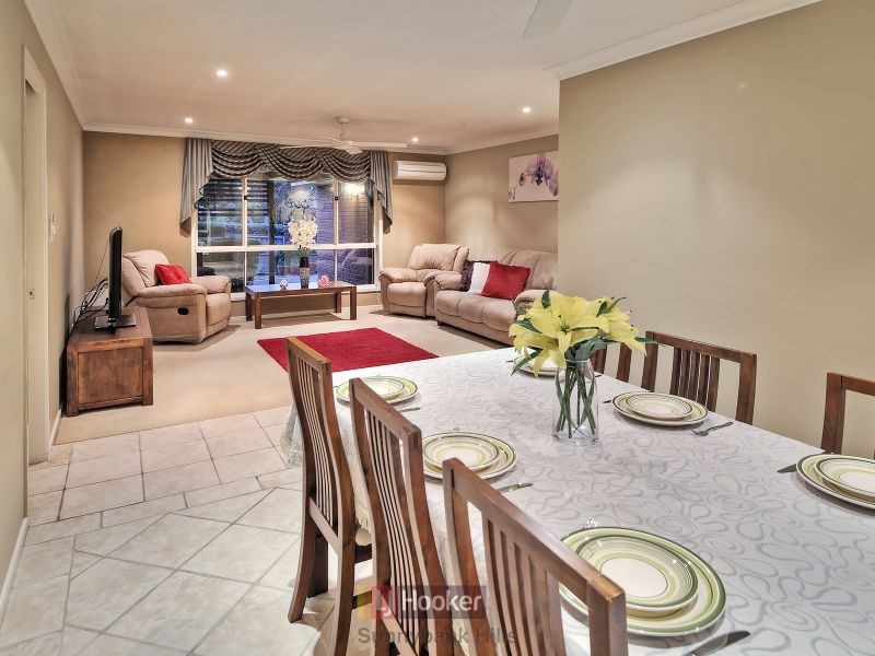 3 Wellington Place, Parkinson QLD 4115