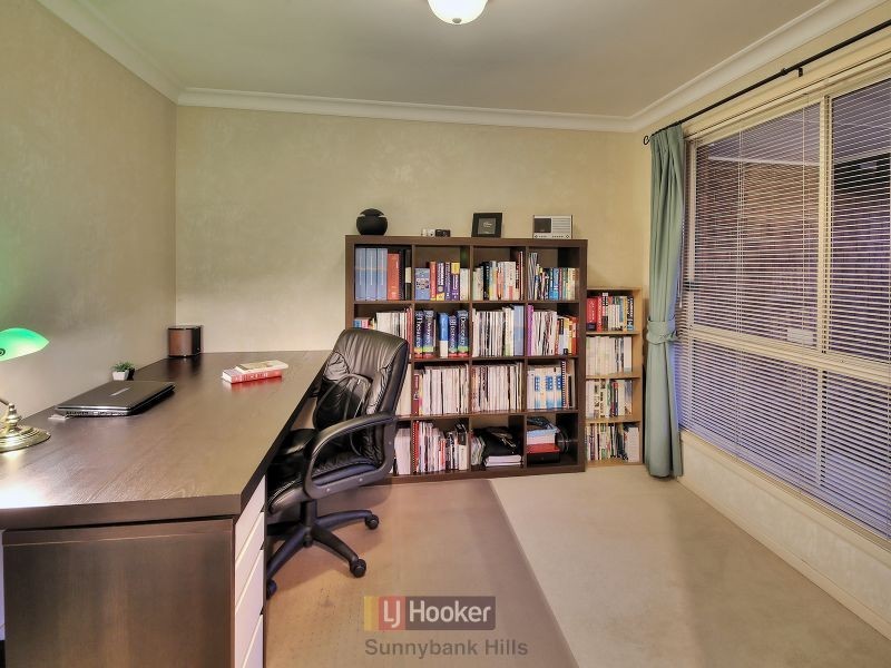 3 Wellington Place, Parkinson QLD 4115