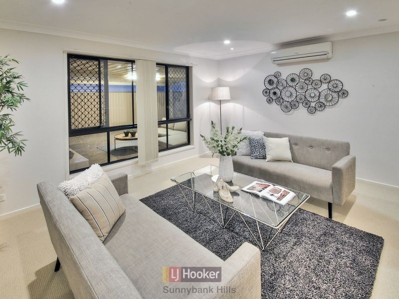 11 Meadowbank Court, Calamvale QLD 4116