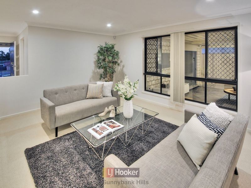 11 Meadowbank Court, Calamvale QLD 4116